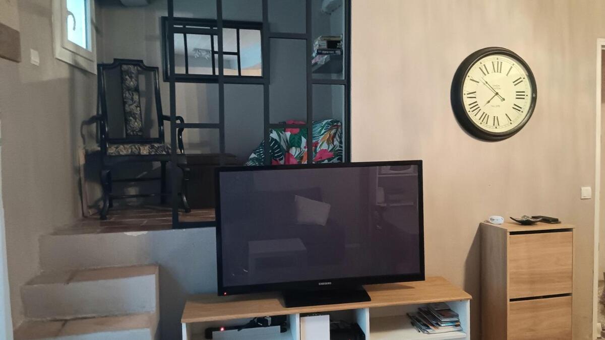 Appartement Pour 4 Personnes Dans Une Rue Tres Calme Saint-Laurent-le-Minier ภายนอก รูปภาพ